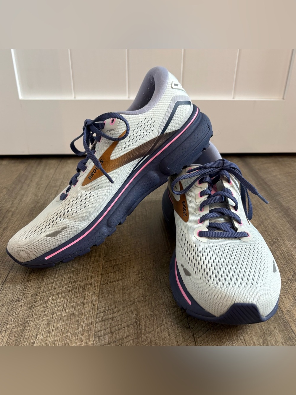 Brooks Ghost 15 Tennis Shoes